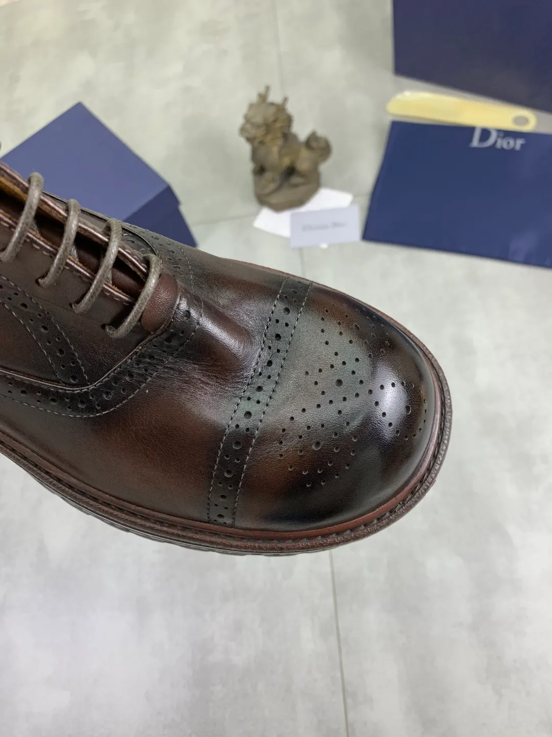 Men's shoes P520 💰【New style】Water-dyed cow lining Original order quality Dior —🆘.Dior Original order purchase, high-end leather shoes, fabric: Made of Italian imported color rubbed wrinkled cowhide➕Water-dyed cow lining/cowhide lining➕Specially available original combination outsole, fine workmanship, real shot🎬Size: 38-45 (with full set of packaging) Color: 3️⃣ colors available